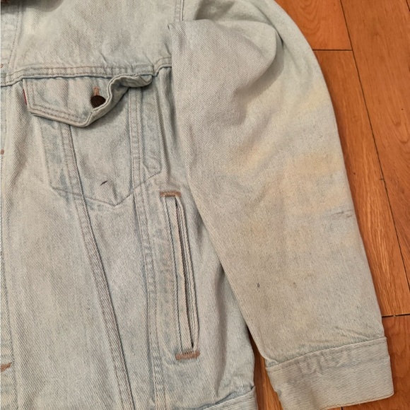 Vintage 1990s Levi’s trucker style distressed / worn Jean jacket size Small - Picture 12 of 16